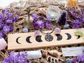 Selling: WITCH MOON FLOWER ORACLE LOVE READING (SPECIAL)