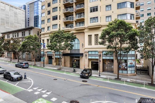 San Francisco CA,  Secure Parking Spot Available in downtown SF