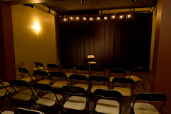 location par demi journée (4h): Belle salle de répétition / demi journée