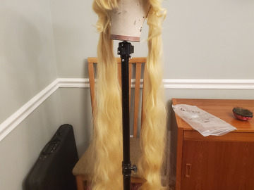 Selling with online payment: Sailor Moon Wig