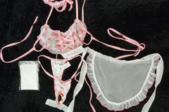 Selling with online payment: Meowcos Strawberry Maid Set, Size S