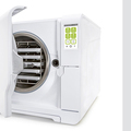 Nieuwe apparatuur: LISA - STERILISATOR W&H 22 L. € 6.790.-  