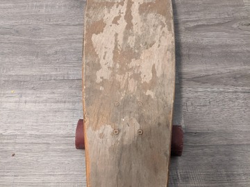 Selling with online payment: 1965 kryptonics skateboard