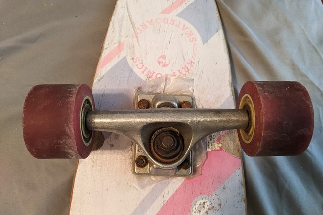 Skateboard Vintage Kryptonics 1965 – Ancre Au Néon – Plateau Rétro OS