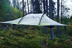 Vuokrataan (päivä): Tentsile Stingray puihin kiinnitettävä teltta