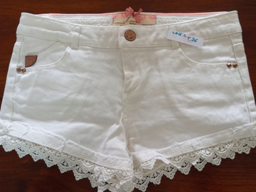 Vente: SHORT BLANC DENTELLE TAILLE 36