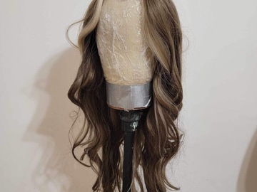 Selling with online payment: Long Brown and Blonde Wig