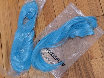 Selling with online payment: Blue Medium and Long Wefts
