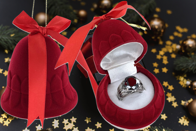 300 Premier Jewelry Garnet CZ Rings inn Gift Box