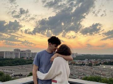 Selling: Your current Love Situation