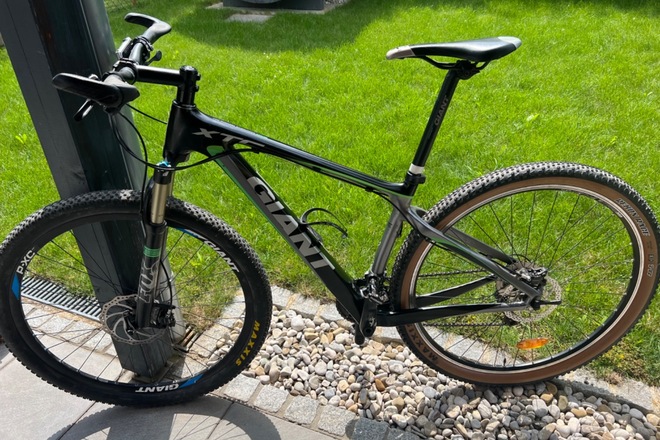 Abbigliamento giant mtb on sale