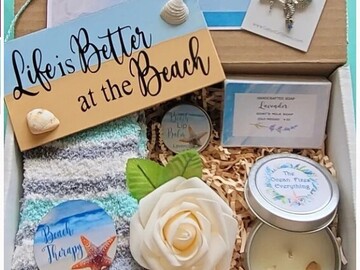 Bulk Lots: Summer Beach Mystery Box