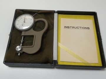 Selling with online payment: VIGOR Model GA-715 Dial Lens Gauge  [O-84]