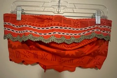 Selling with online payment: Moana Cosplay Costume: Size L - NEVER WORN!
