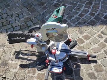 À louer: Scie Radiale Metabo KSG254M