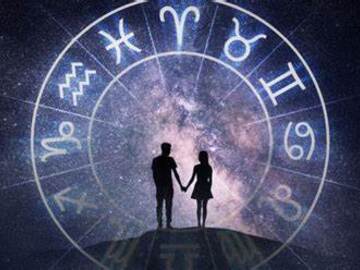 Selling: Unlock Your Love Potential: Personalized Astrology Compatibility 