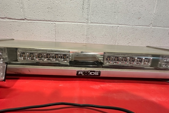 Ecco(Code 3) Axios 14 Series 54” Amber Lightbar System