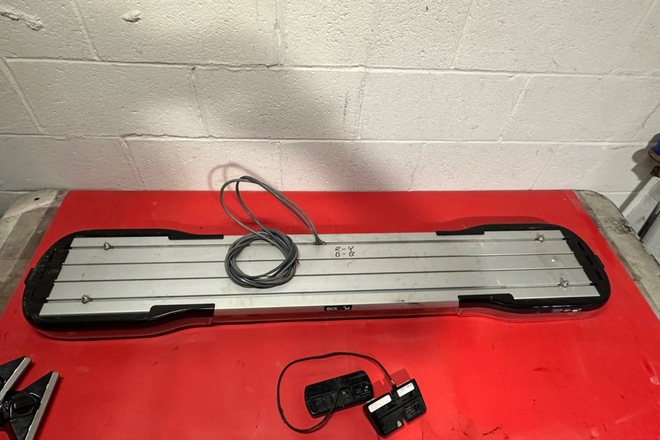 Ecco(Code 3) Axios 14 Series 54” Amber Lightbar System