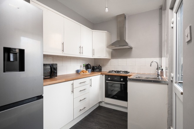 Luxury female co-living - Central Preston