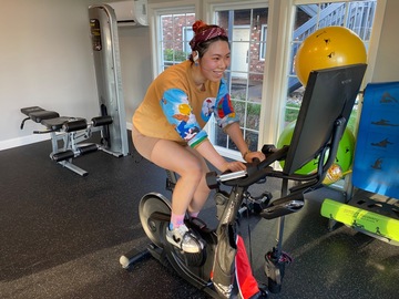 Wellness Session Packages: Stay Active and Happy with Your Personal Trainer Jiani