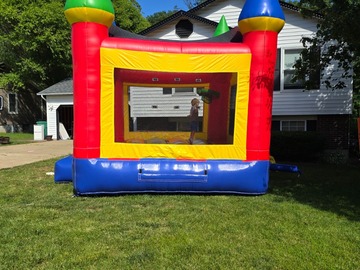 Renting out with online payment: 12x12 Bounce House