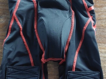 Verkaufen mit Online-Zahlungen: Tiefschutzhose Warrior Youth S