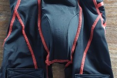 Verkaufen mit Online-Zahlungen: Tiefschutzhose Warrior Youth S