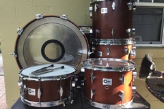 Selling with online payment: Corder = Fibes Lugs - Jasper Shells - internal mic transducers 