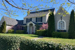 Rent Monthly: Mom of teens with a stately home
