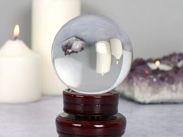 Selling: Crystal ball reading - special offer 