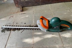 À louer: Taille haie électrique 55cm