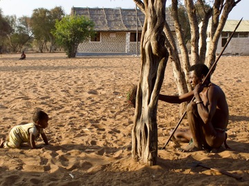 Cultural Immersion: Immerse Yourself in Mikea Culture | Velondriake (Andavadoaka)
