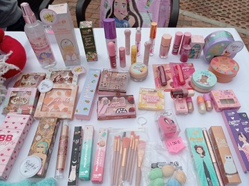 Productos: Maquillaje Trendy 