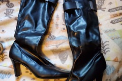 Selling with online payment: Persona 3 Mitsuru Kirijo Boots AS-IS