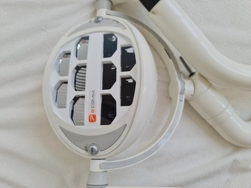 Gebruikte apparatuur: G.COMM Polaris operatielamp