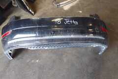 Selling with online payment: 2018 VOLKSWAGEN JETTA - R BUMP COV ASSY