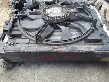 Selling with online payment: 2012 BMW X5 - RAD ASSY