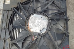 Selling with online payment: 2013 BMW X3 - RAD ASSY W/ SINGLE FAN