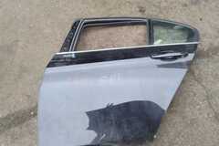 Selling with online payment: 2014 BMW F30 - L REAR DOOR