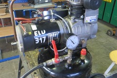À vendre: 12V Compressor