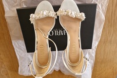 Selling: Like BNIB Harlo Charlotte Heels Size 7.5