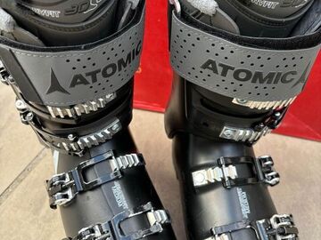 Winter sports: Atomic Men's Hawx Prime 110