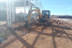 En alquiler: Retroexcavadora Hyundai 55-7