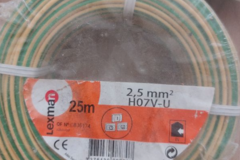 À vendre: Lot prise électricité 