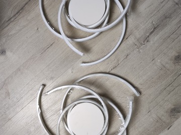 À vendre: 2 PLAFONNIERS LED