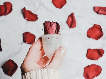 Wellness Session Single: Heal your Period with Laura