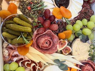 Offering without online payment (No Fees): Charcuterie Boards & Grazing Tables in Forest Grove, Oregon