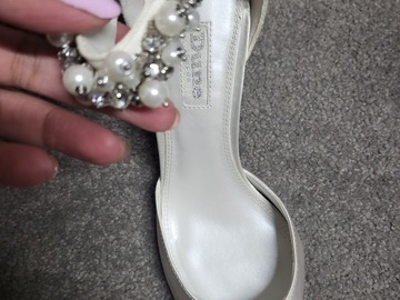 Selling: Wedding shoes