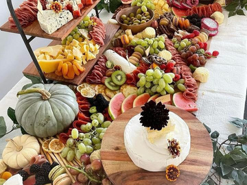 Offering without online payment (No Fees): Grazing Table Specialists in Central Okanagan