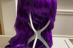 Selling with online payment: Purple medium wavy wig